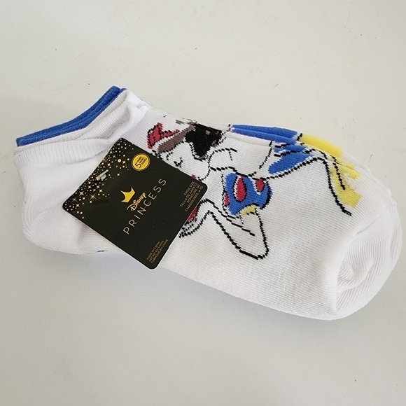 NWT Disney Princess Snow White Pair 5 No Show Socks - Picture 1 of 11